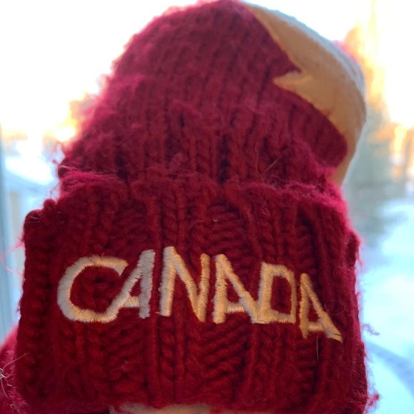 FREE w/ Purchase. Proud Canadian Mittens. - Picture 6 of 6